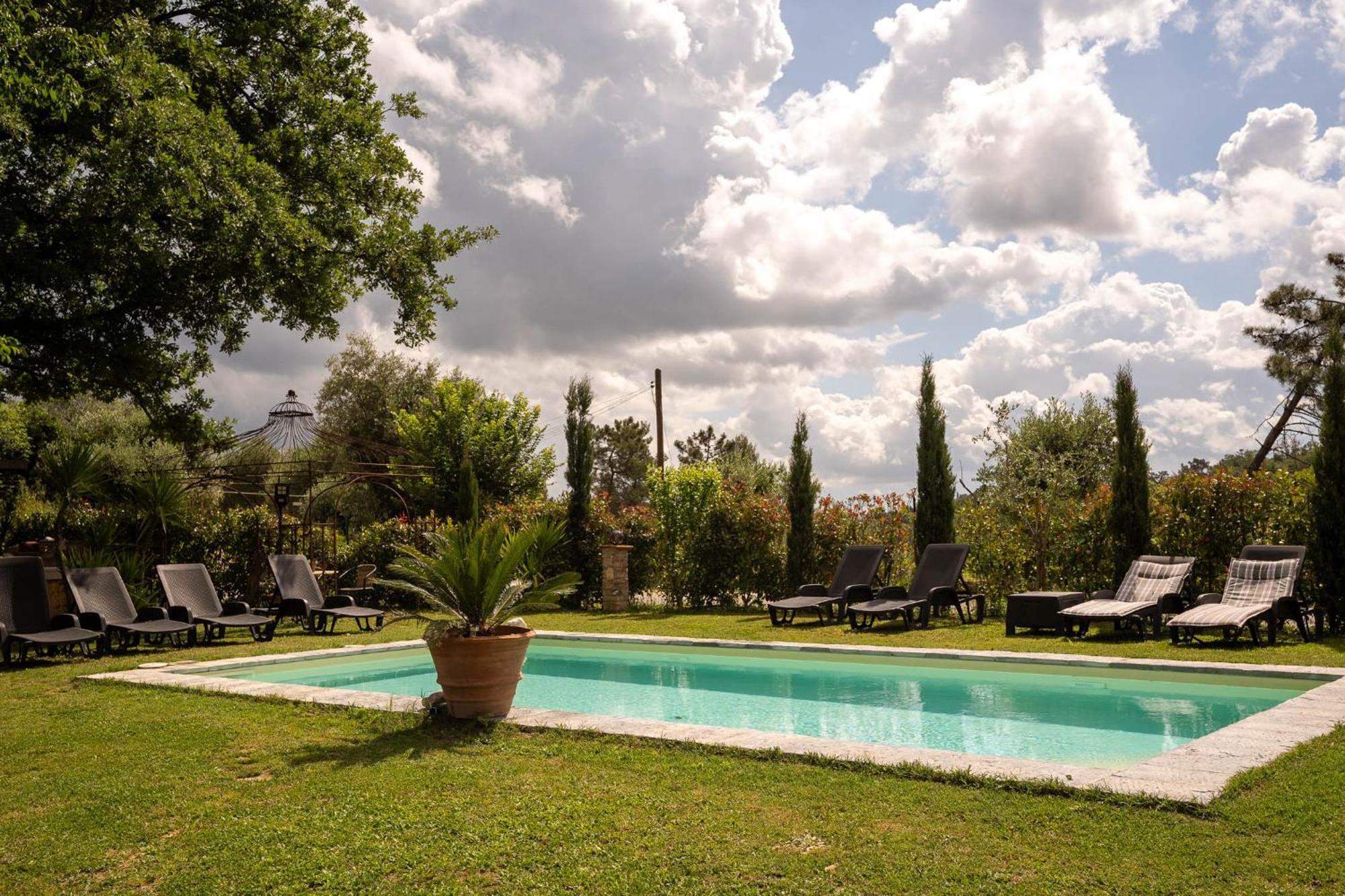 Holiday House Cuordinatura Leilighet Montopoli in Val dʼArno Eksteriør bilde
